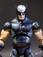 Marvel Legends 2013 - Wolverine (4 of 6)