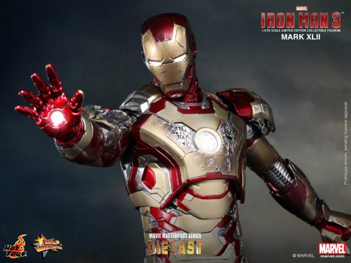 Hot Toys Diecast Iron Man Mark XLII 1