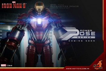 Hot Toys Iron Man 3 Mark 35 Red Snapper Power Pose