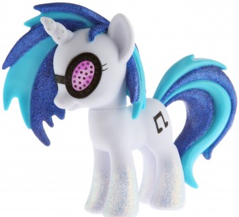 1370450690000-Hasbro-2013-SDCC-My-Little-Pony-figure--1306051248_4_3_rx1443_c1920x1440