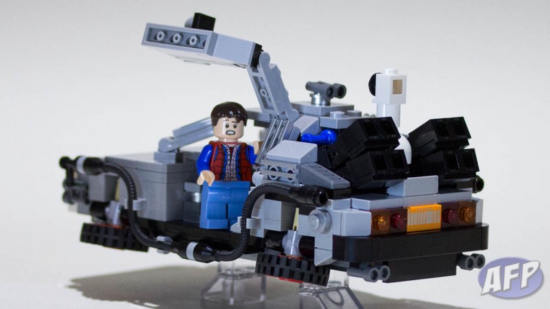 Lego Back to the Future DeLorean Time Machine (13 of 14)