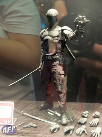 STGCC 2013 Hot Toys 11