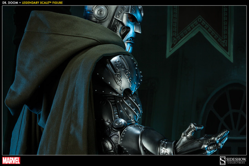 sideshow dr doom legendary scale