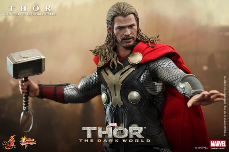 Hot Toys Thor the Dark World 01