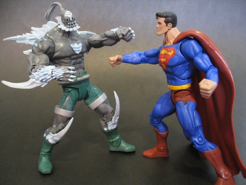 Supes Doomsday - credit Action Toy Review