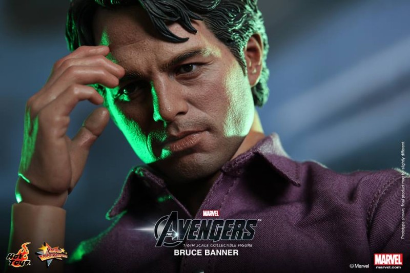 Hot Toys The Avengers Bruce Banner 01