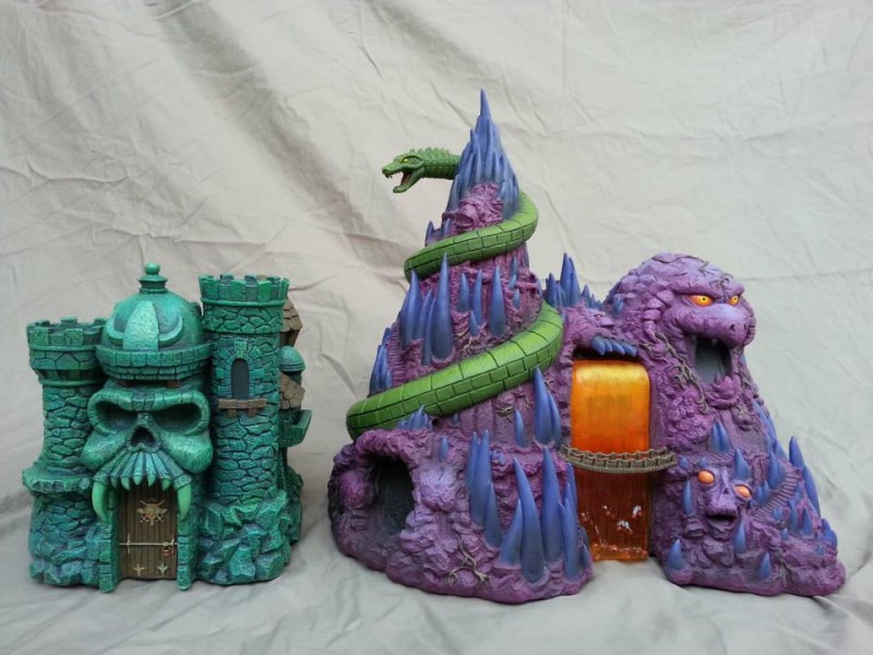 Icon Heroes Masters of the Universe Snake Mountain 01