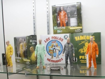 Mezco Breaking Bad 3 - ToyArk.com