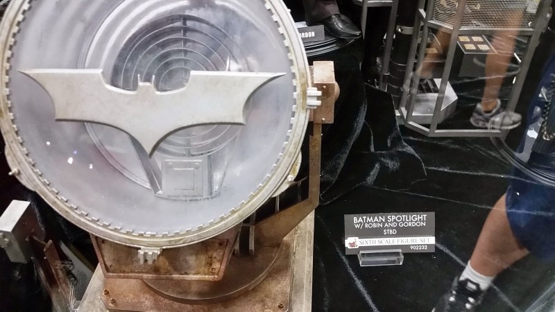 SDCC 2014 Hot Toys Dark Knight Bat Signal