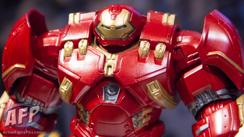 Toy Fair 2015 Hasbro Marvel Legends Hulkbuster Iron Man (2 of 22)