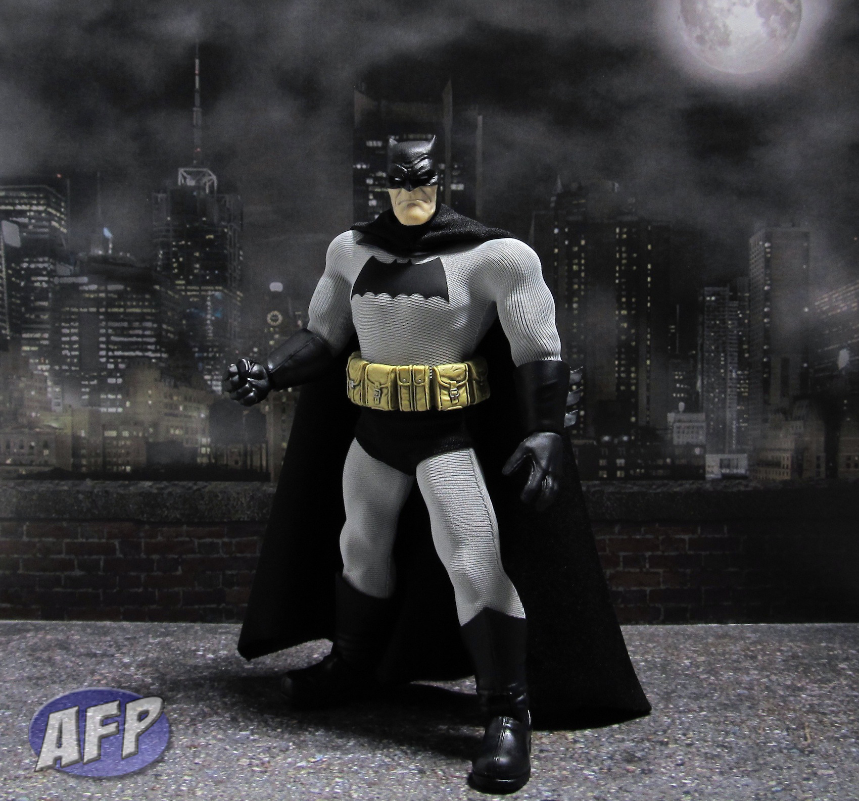 Mezco One:12 Collective Dark Knight Returns Batman 