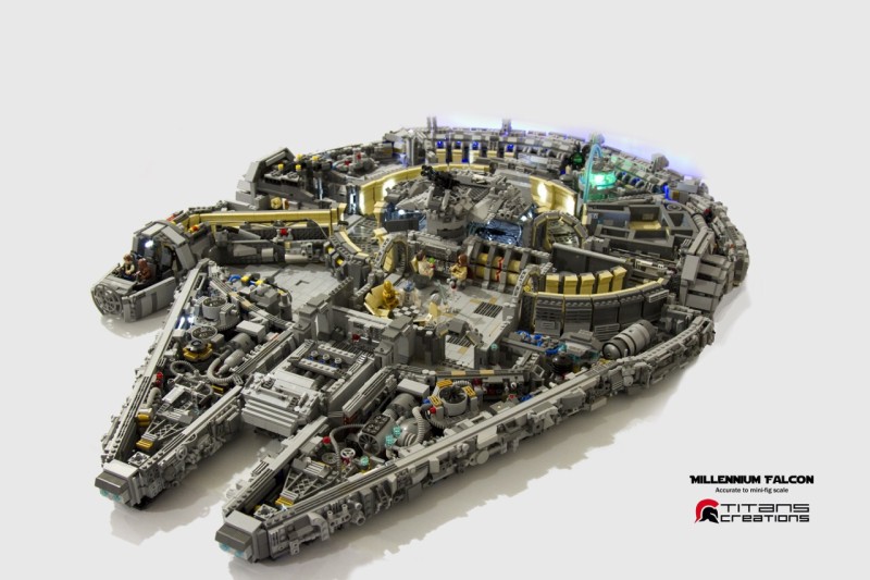 Titan Creations LEGO MOC Millenium Falcon 1